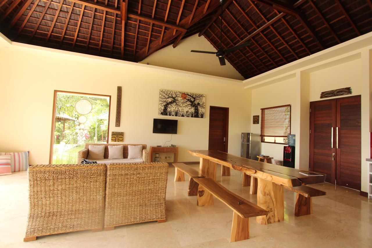 Villa Marley Senggigi Exterior photo
