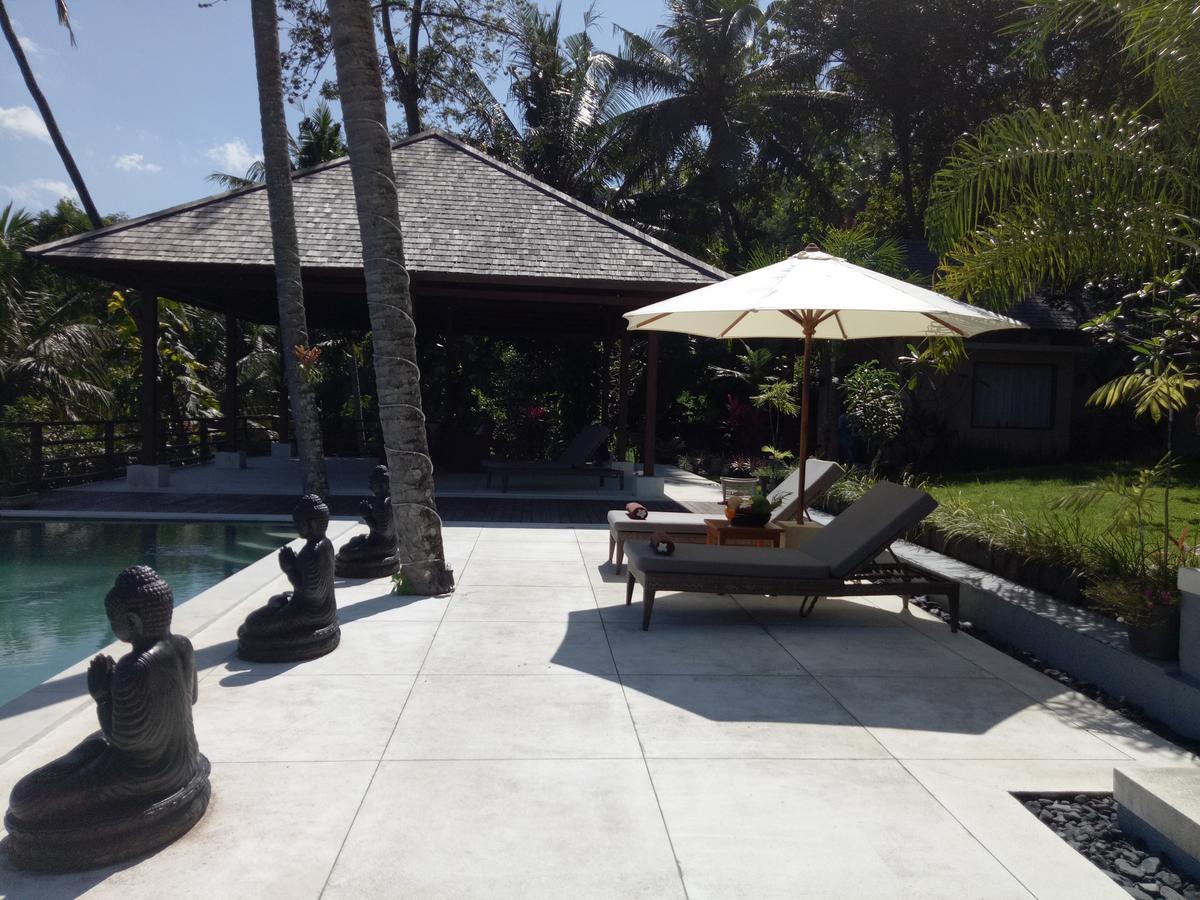 Villa Marley Senggigi Exterior photo